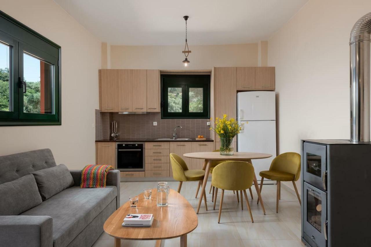 Agapi'S Home Roussospition Bagian luar foto
